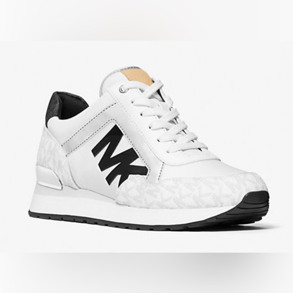 Micheal Kors
Maddy Two-Tone Logo Trainer
Size 10